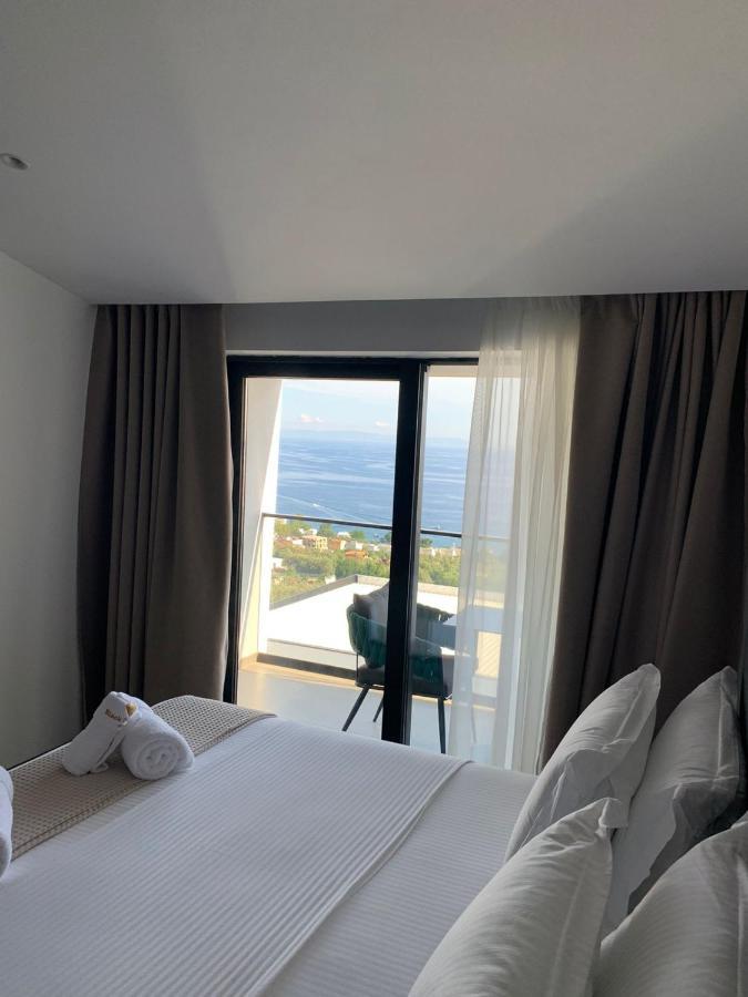Black Diamond Hotel Dhërmi Zewnętrze zdjęcie
