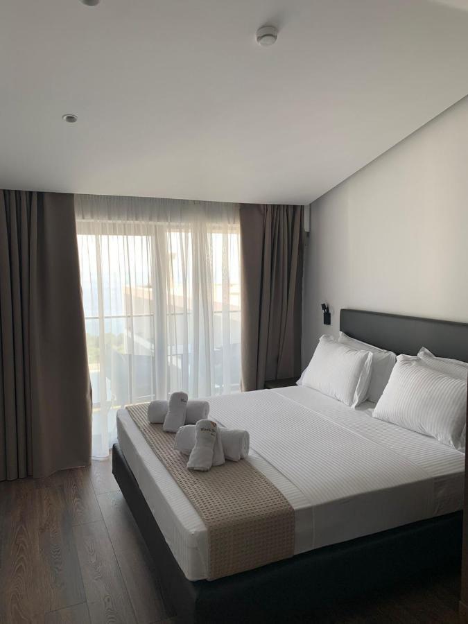 Black Diamond Hotel Dhërmi Zewnętrze zdjęcie