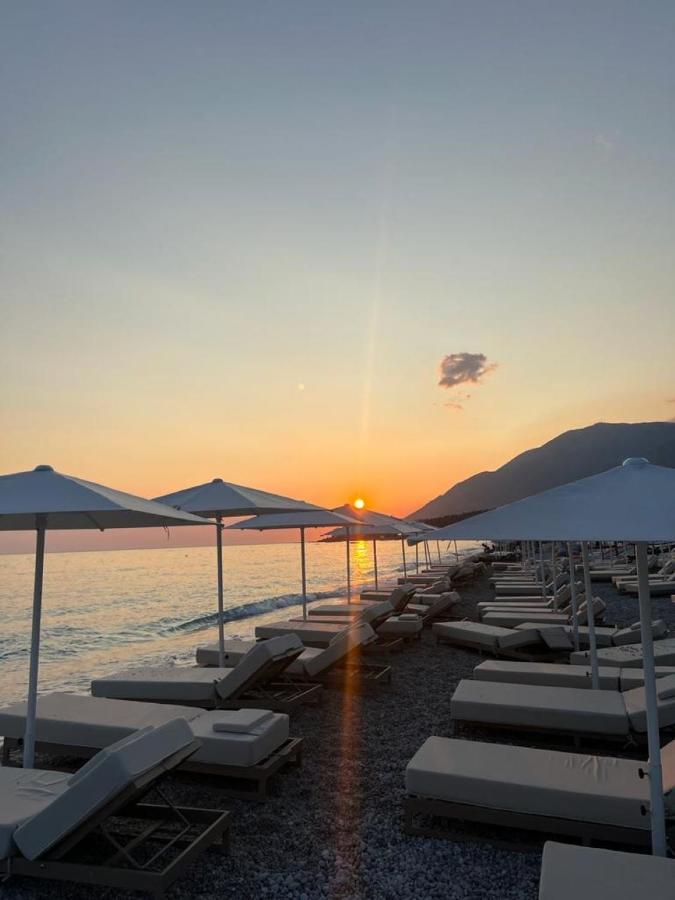 Black Diamond Hotel Dhërmi Zewnętrze zdjęcie