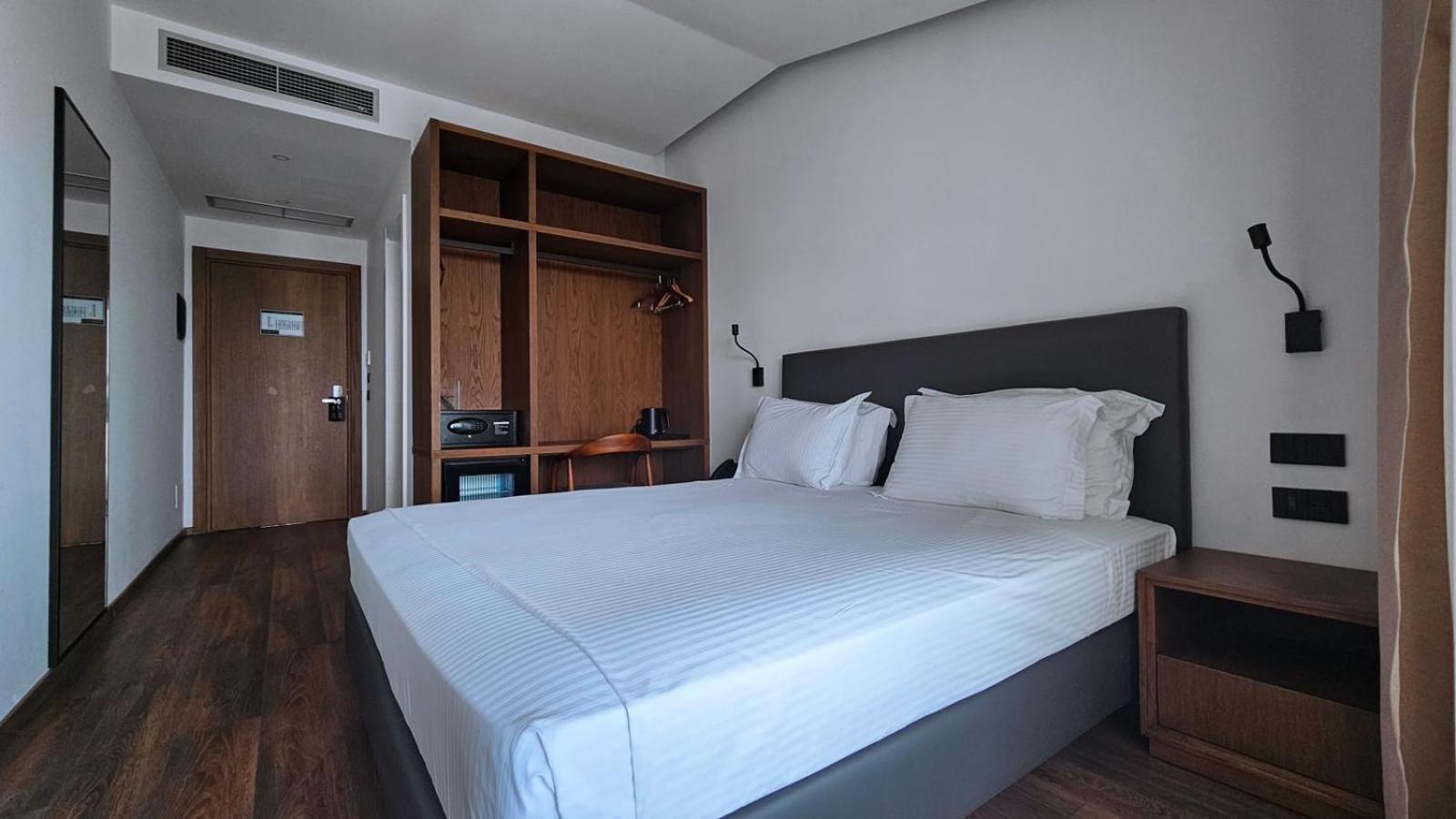 Black Diamond Hotel Dhërmi Zewnętrze zdjęcie