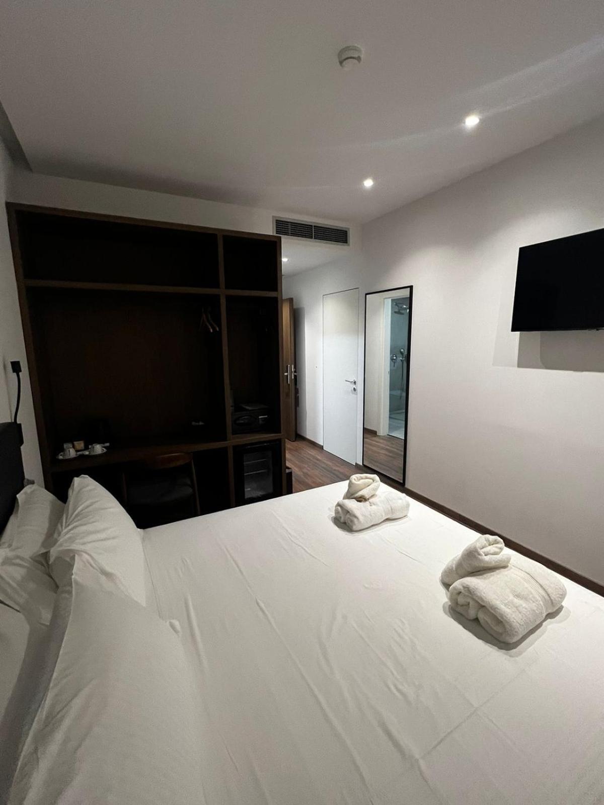 Black Diamond Hotel Dhërmi Zewnętrze zdjęcie