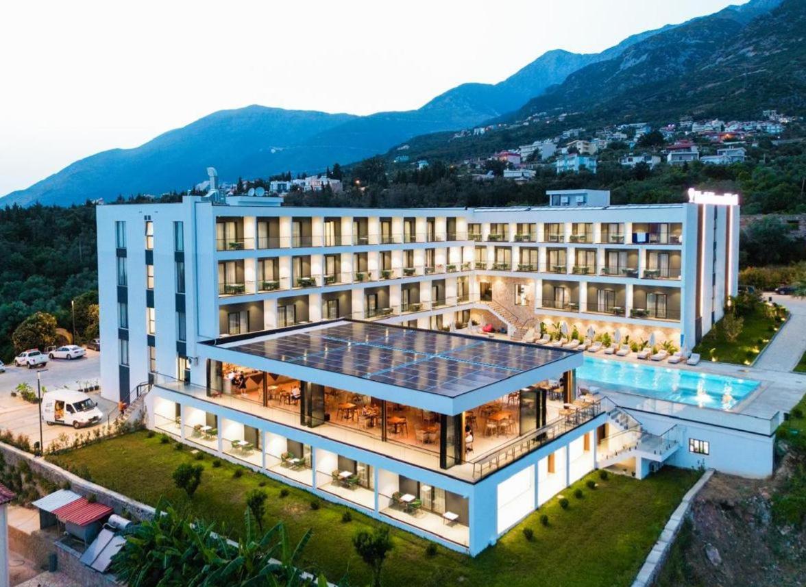 Black Diamond Hotel Dhërmi Zewnętrze zdjęcie